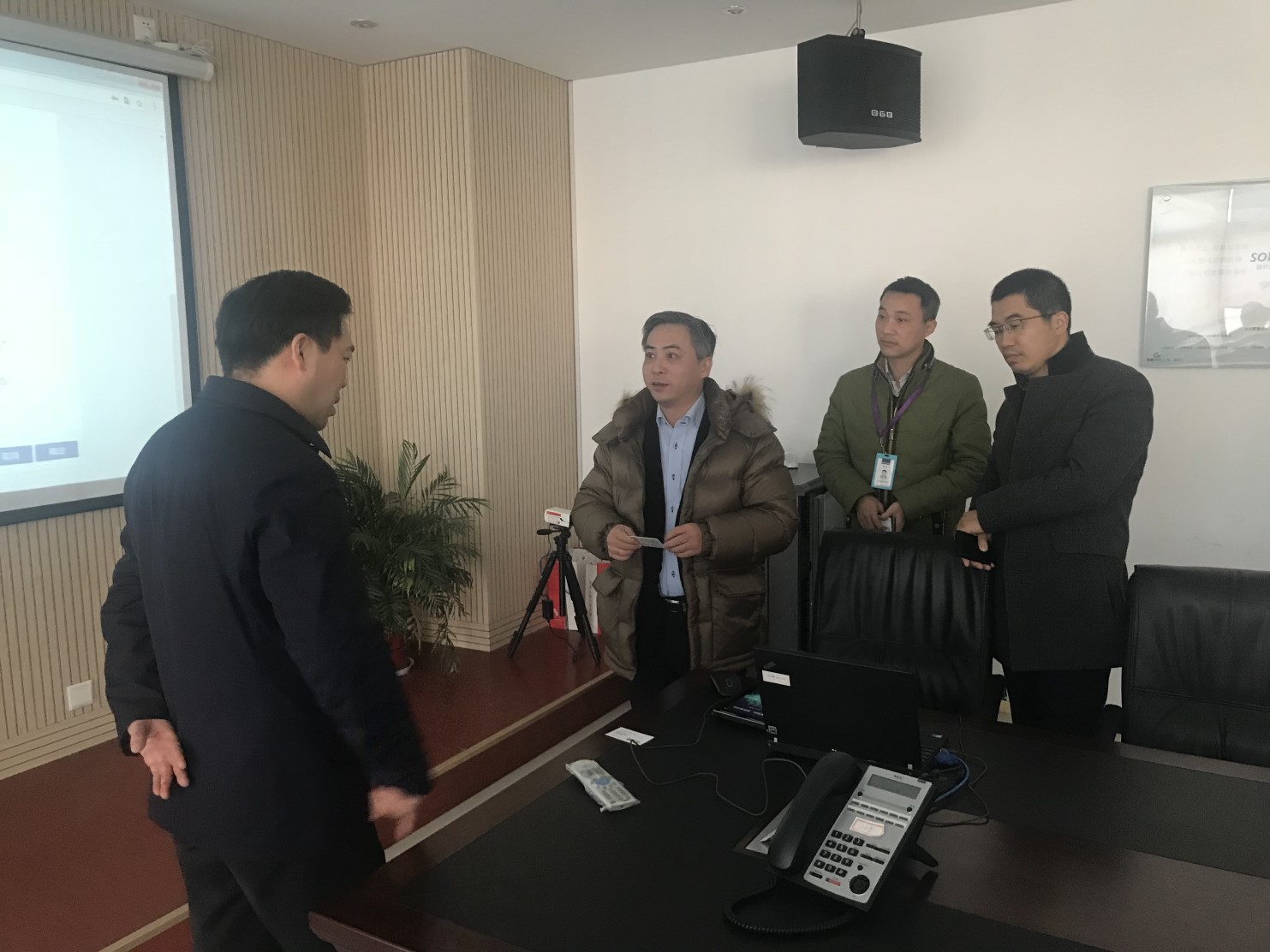 南通中创区领导视察公司  