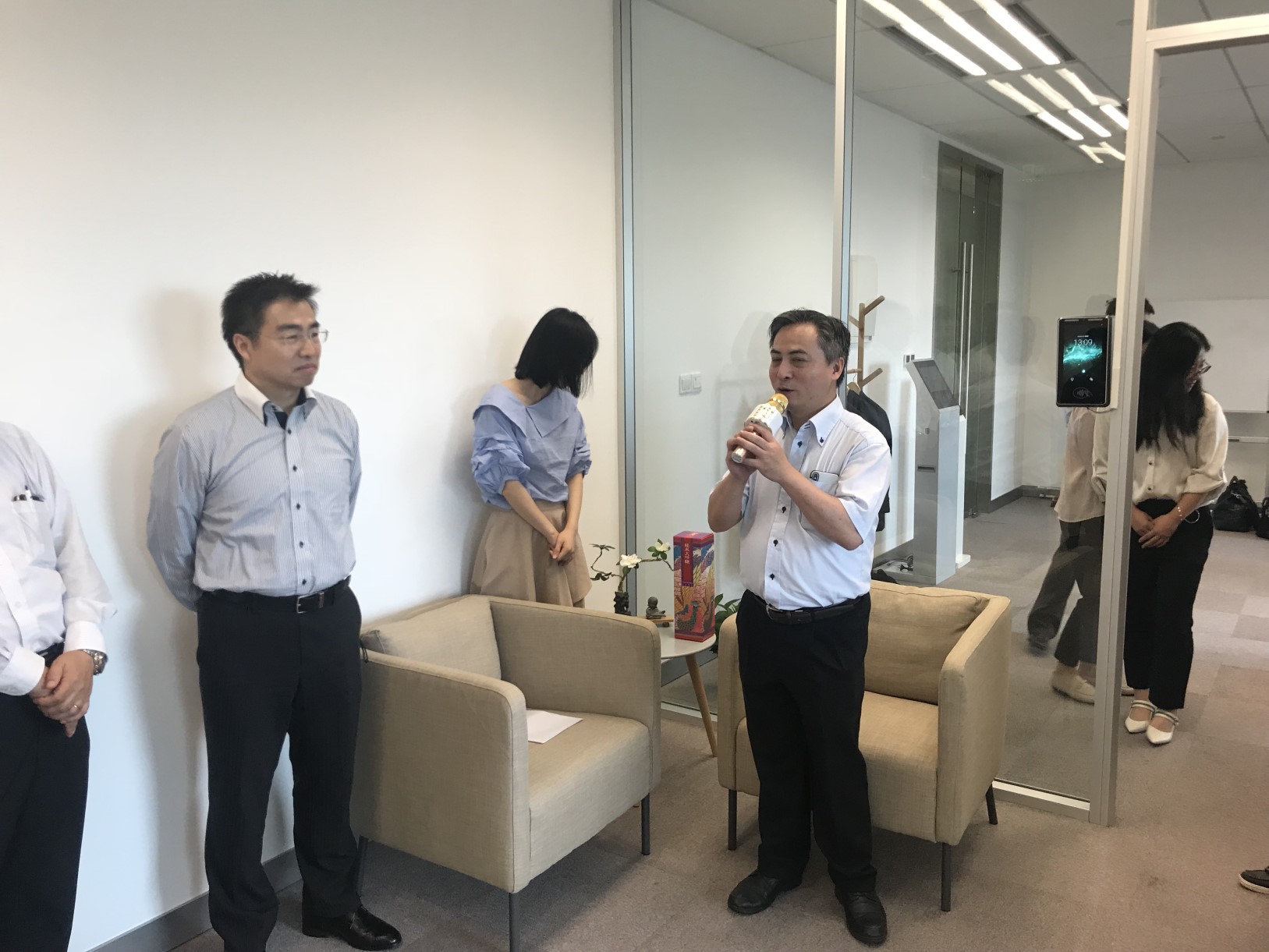 上海事務所開所式 